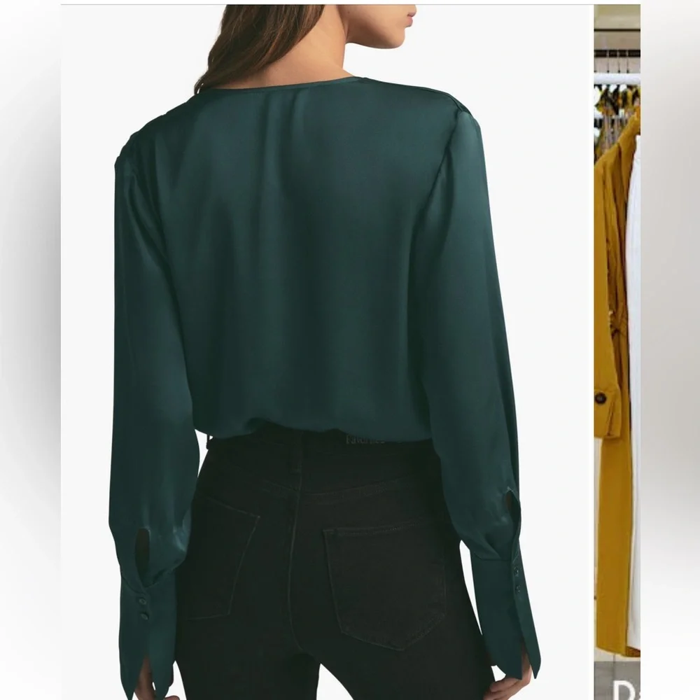 Favorite Daughter The Date Top - Picture 2 of 10